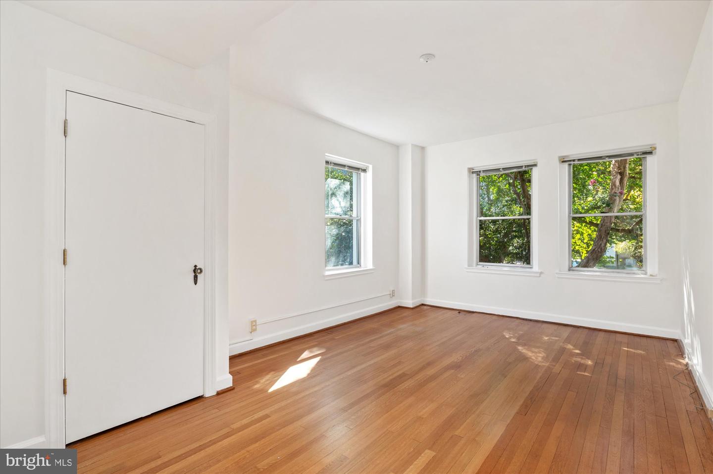 3601 CONNECTICUT AVE NW #122, WASHINGTON, District Of Columbia 20008, 2 Bedrooms Bedrooms, ,1 BathroomBathrooms,Residential,For sale,3601 CONNECTICUT AVE NW #122,DCDC2222552 MLS # DCDC2222552 3601 CONNECTICUT AVE NW #122, WASHINGTON, District Of Columbia 20008, 2 Bedrooms Bedrooms, ,1 BathroomBathrooms,Residential,For sale,3601 CONNECTICUT AVE NW #122,DCDC2222552 MLS # DCDC2222552