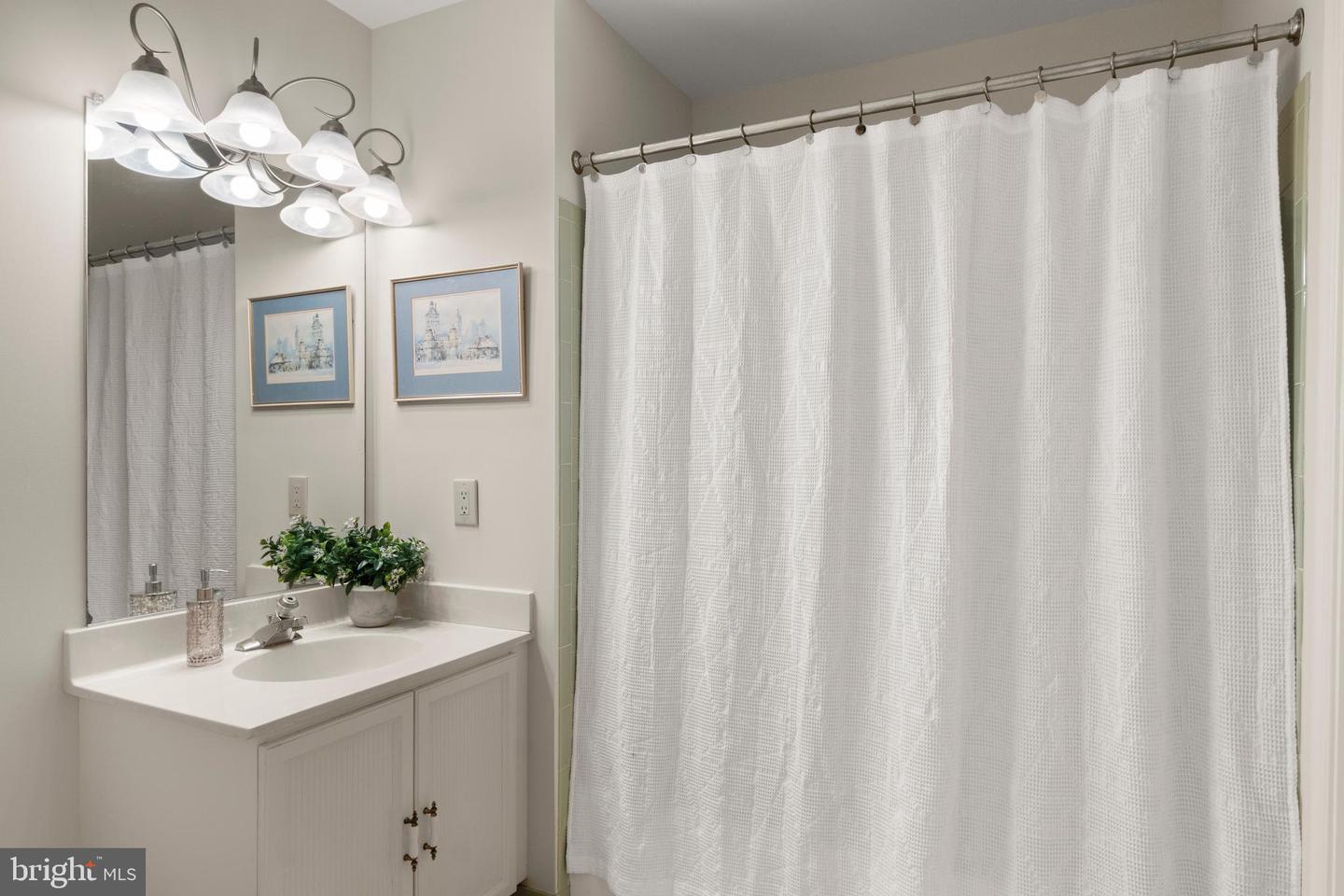 6358 BRAMPTON CT, ALEXANDRIA, Virginia 22304, 3 Bedrooms Bedrooms, ,3 BathroomsBathrooms,Residential,For sale,6358 BRAMPTON CT,VAFX2267456 MLS # VAFX2267456