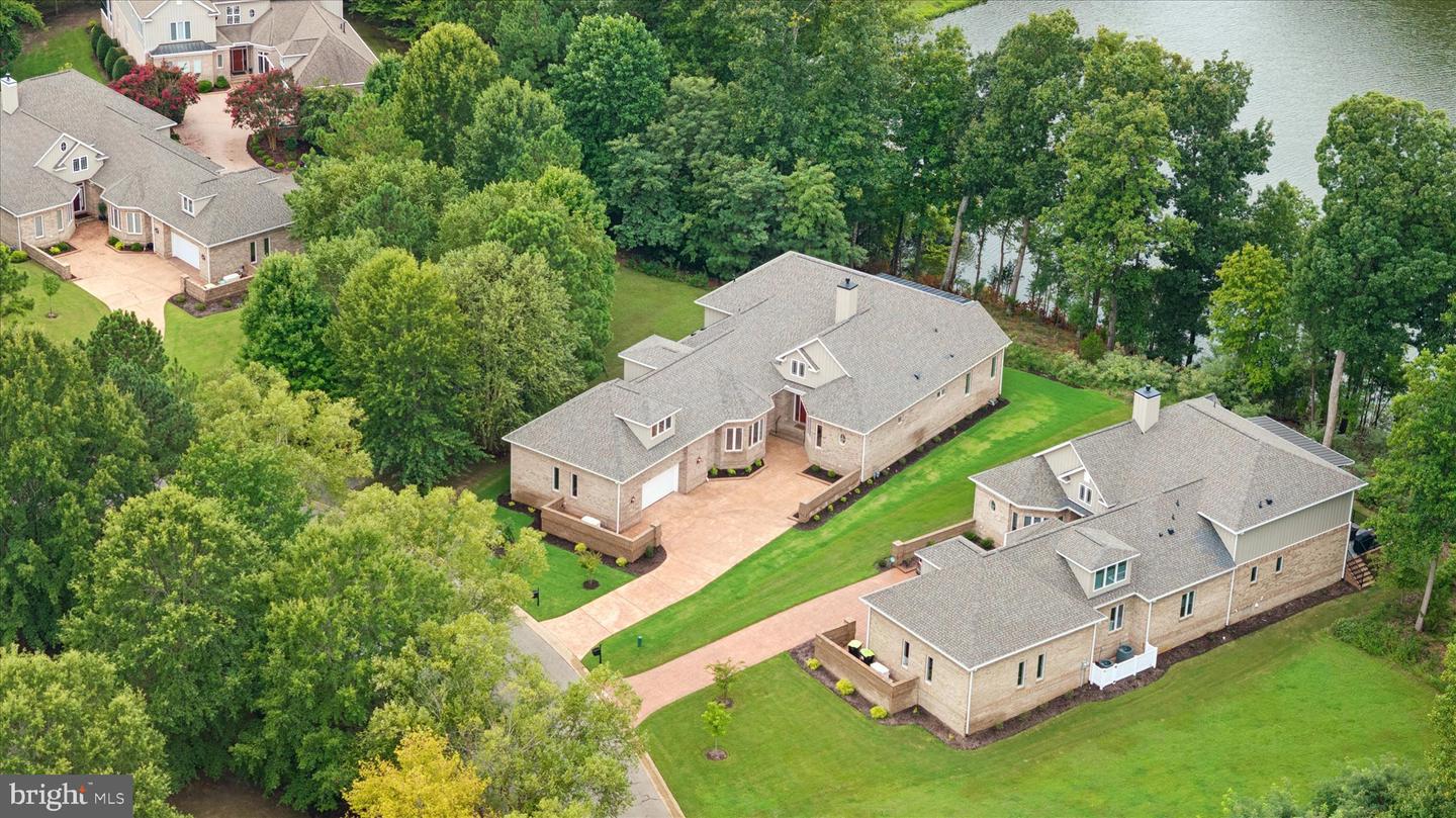 424 RIVERS EDGE, WILLIAMSBURG, Virginia 23185, 4 Bedrooms Bedrooms, ,4 BathroomsBathrooms,Residential,For sale,424 RIVERS EDGE,VAJC2000522 MLS # VAJC2000522