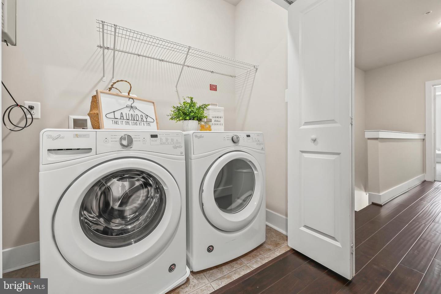 1334 S QUINN ST, ARLINGTON, Virginia 22204, 3 Bedrooms Bedrooms, ,3 BathroomsBathrooms,Residential,For sale,1334 S QUINN ST,VAAR2063738 MLS # VAAR2063738