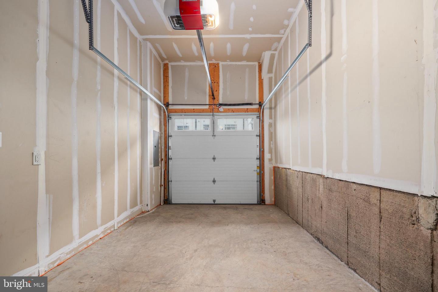 1334 S QUINN ST, ARLINGTON, Virginia 22204, 3 Bedrooms Bedrooms, ,3 BathroomsBathrooms,Residential,For sale,1334 S QUINN ST,VAAR2063738 MLS # VAAR2063738