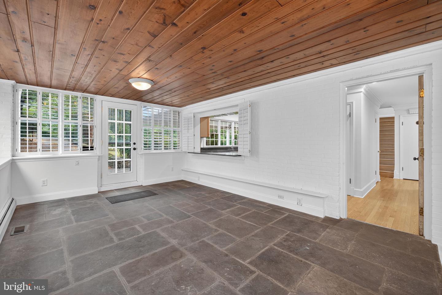 45545 LAKESIDE DR, STERLING, Virginia 20165, 6 Bedrooms Bedrooms, ,5 BathroomsBathrooms,Residential,For sale,45545 LAKESIDE DR,VALO2104426 MLS # VALO2104426