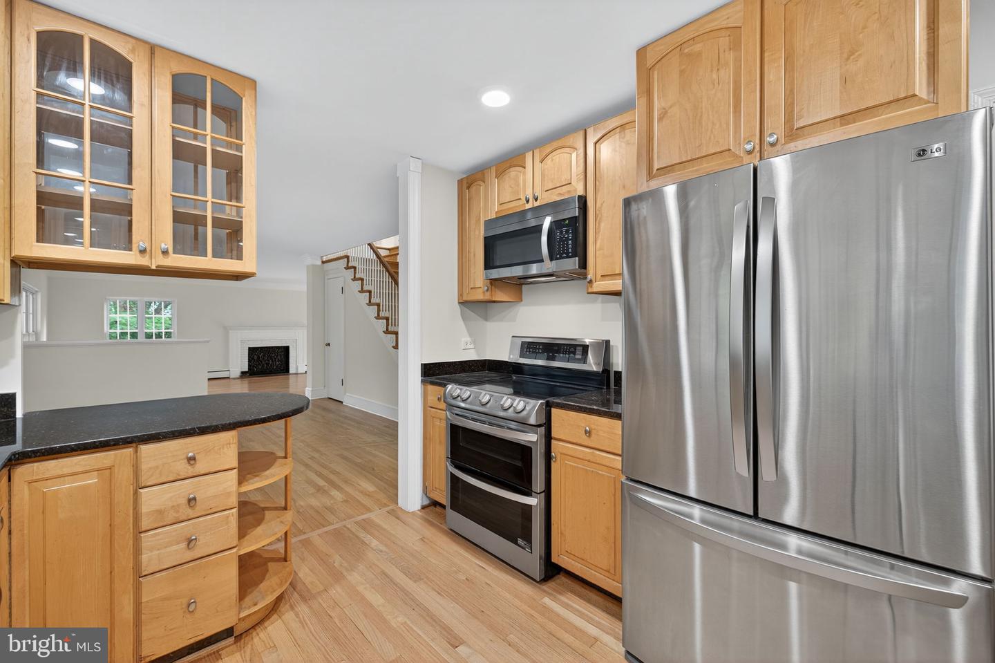 45545 LAKESIDE DR, STERLING, Virginia 20165, 6 Bedrooms Bedrooms, ,5 BathroomsBathrooms,Residential,For sale,45545 LAKESIDE DR,VALO2104426 MLS # VALO2104426