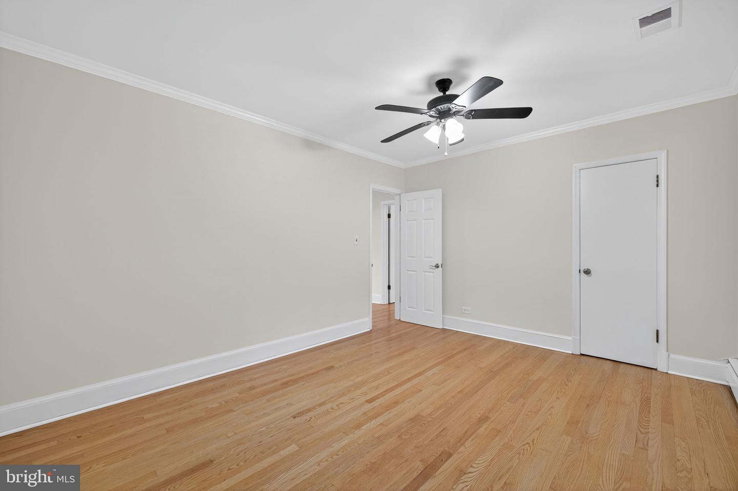 45545 LAKESIDE DR, STERLING, Virginia 20165, 6 Bedrooms Bedrooms, ,5 BathroomsBathrooms,Residential,For sale,45545 LAKESIDE DR,VALO2104426 MLS # VALO2104426