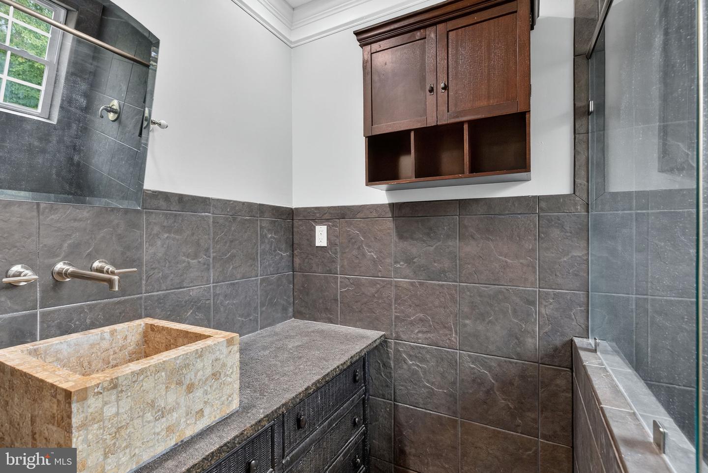 45545 LAKESIDE DR, STERLING, Virginia 20165, 6 Bedrooms Bedrooms, ,5 BathroomsBathrooms,Residential,For sale,45545 LAKESIDE DR,VALO2104426 MLS # VALO2104426