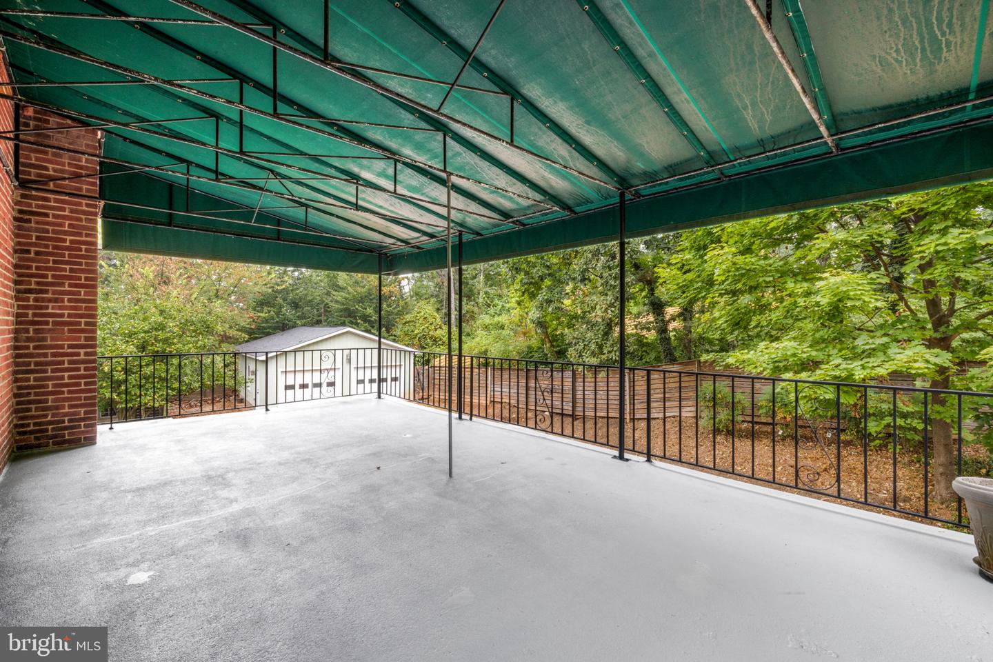 45545 LAKESIDE DR, STERLING, Virginia 20165, 6 Bedrooms Bedrooms, ,5 BathroomsBathrooms,Residential,For sale,45545 LAKESIDE DR,VALO2104426 MLS # VALO2104426