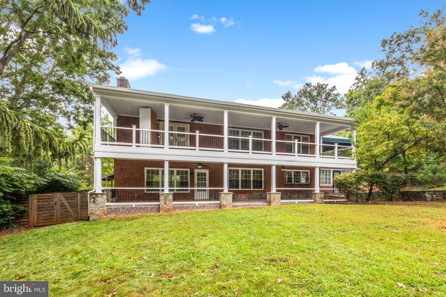 45545 LAKESIDE DR, STERLING, Virginia 20165, 6 Bedrooms Bedrooms, ,5 BathroomsBathrooms,Residential,For sale,45545 LAKESIDE DR,VALO2104426 MLS # VALO2104426