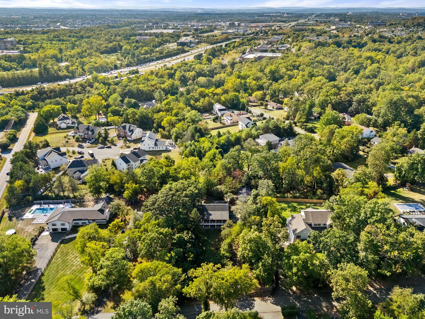 45545 LAKESIDE DR, STERLING, Virginia 20165, 6 Bedrooms Bedrooms, ,5 BathroomsBathrooms,Residential,For sale,45545 LAKESIDE DR,VALO2104426 MLS # VALO2104426