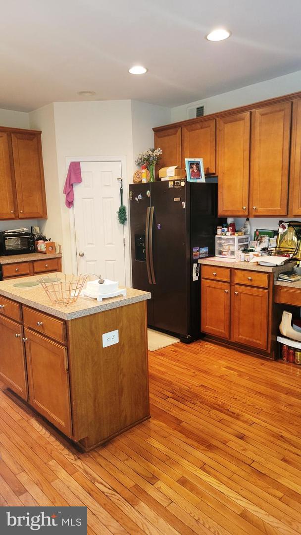 8270 LINBLAKE CT, MANASSAS, Virginia 20111, 4 Bedrooms Bedrooms, ,3 BathroomsBathrooms,Residential,For sale,8270 LINBLAKE CT,VAPW2103448 MLS # VAPW2103448