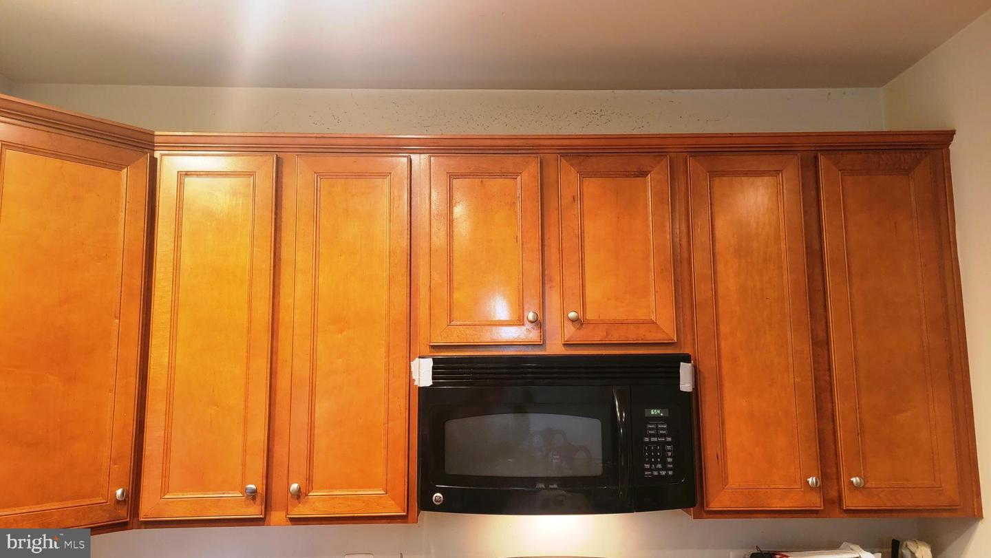 8270 LINBLAKE CT, MANASSAS, Virginia 20111, 4 Bedrooms Bedrooms, ,3 BathroomsBathrooms,Residential,For sale,8270 LINBLAKE CT,VAPW2103448 MLS # VAPW2103448