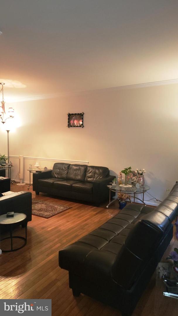 8270 LINBLAKE CT, MANASSAS, Virginia 20111, 4 Bedrooms Bedrooms, ,3 BathroomsBathrooms,Residential,For sale,8270 LINBLAKE CT,VAPW2103448 MLS # VAPW2103448