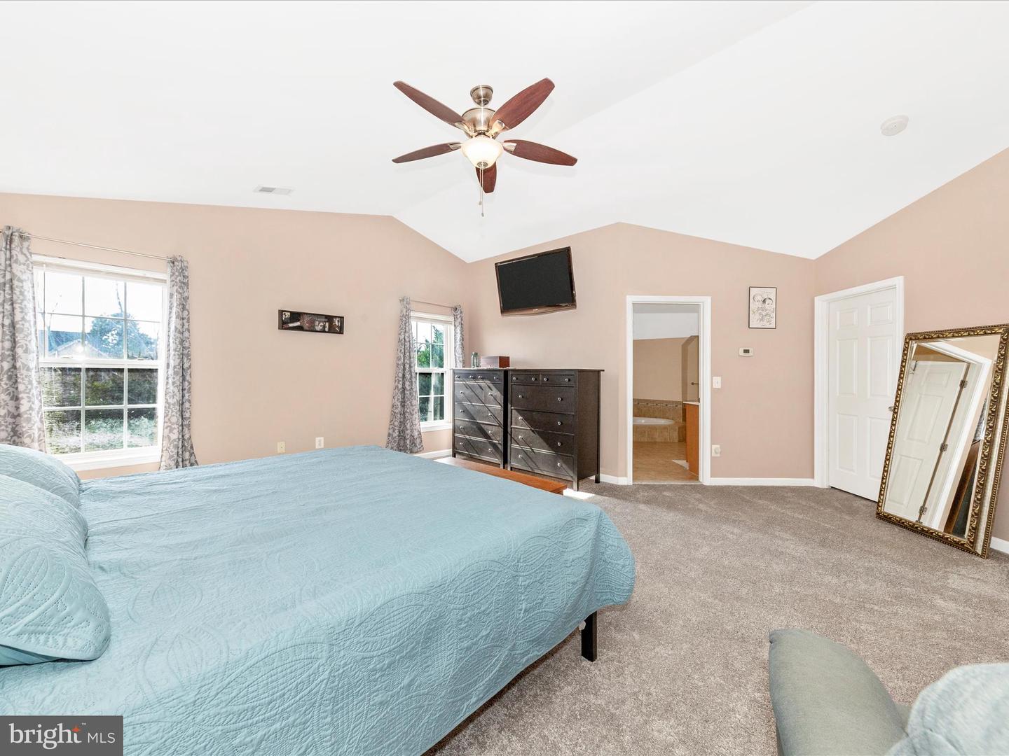 34 LANGE DR, LOVETTSVILLE, Virginia 20180, 5 Bedrooms Bedrooms, 19 Rooms Rooms,3 BathroomsBathrooms,Residential,For sale,34 LANGE DR,VALO2106324 MLS # VALO2106324