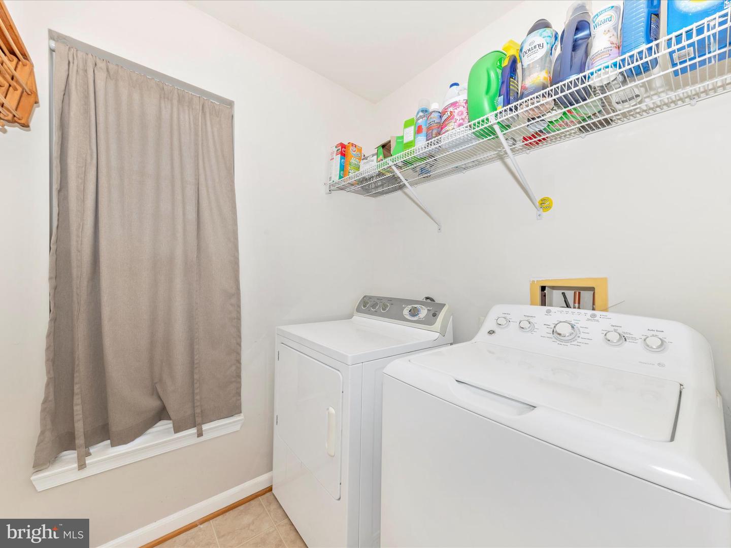 34 LANGE DR, LOVETTSVILLE, Virginia 20180, 5 Bedrooms Bedrooms, 19 Rooms Rooms,3 BathroomsBathrooms,Residential,For sale,34 LANGE DR,VALO2106324 MLS # VALO2106324