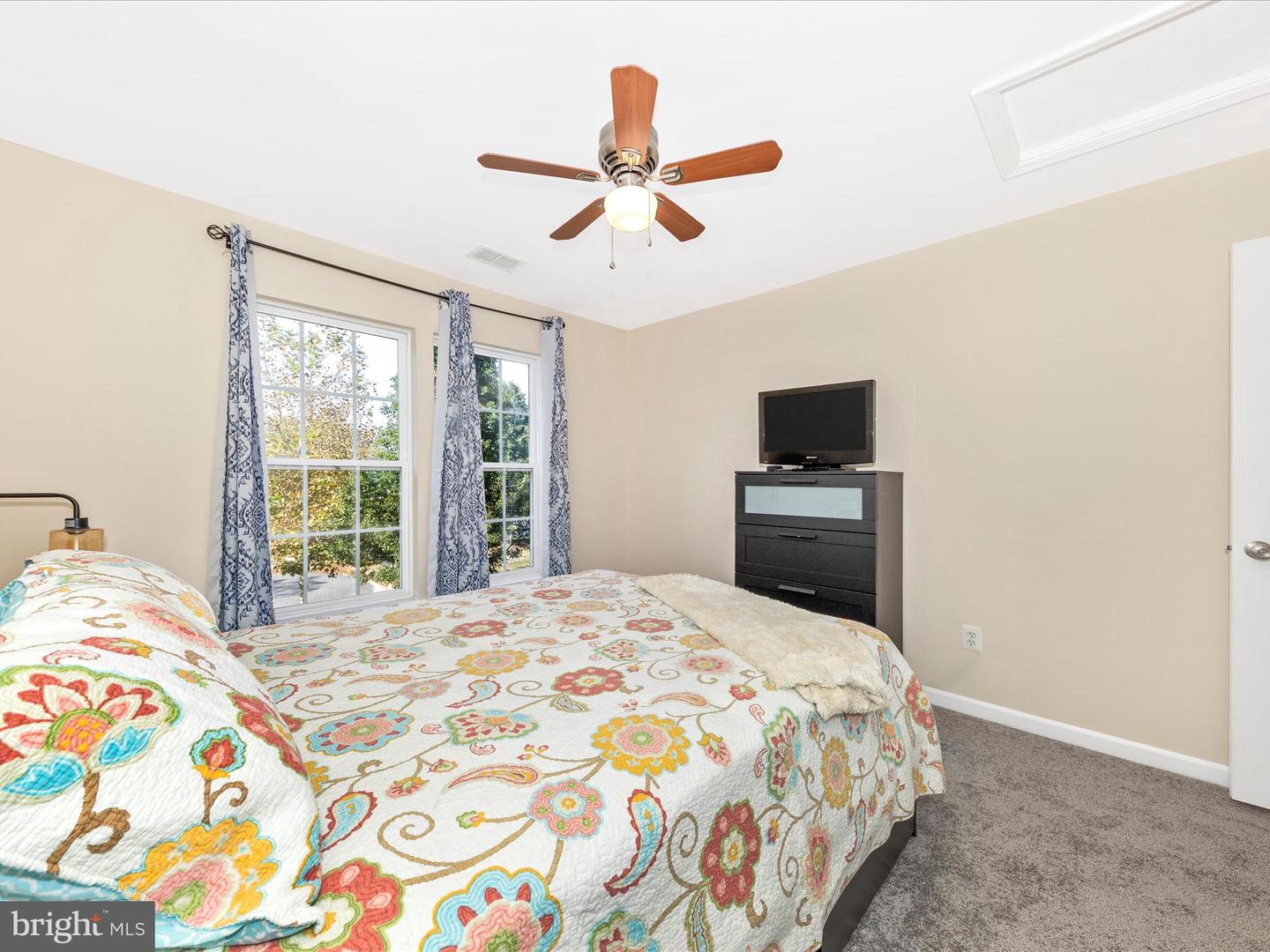 34 LANGE DR, LOVETTSVILLE, Virginia 20180, 5 Bedrooms Bedrooms, 19 Rooms Rooms,3 BathroomsBathrooms,Residential,For sale,34 LANGE DR,VALO2106324 MLS # VALO2106324