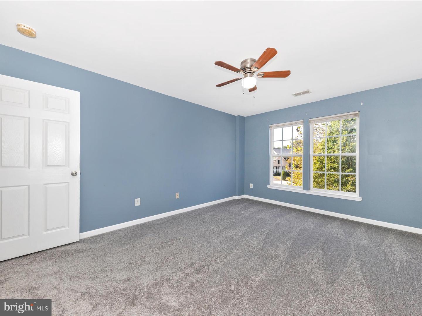 34 LANGE DR, LOVETTSVILLE, Virginia 20180, 5 Bedrooms Bedrooms, 19 Rooms Rooms,3 BathroomsBathrooms,Residential,For sale,34 LANGE DR,VALO2106324 MLS # VALO2106324