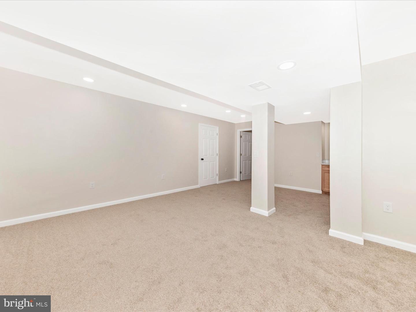 34 LANGE DR, LOVETTSVILLE, Virginia 20180, 5 Bedrooms Bedrooms, 19 Rooms Rooms,3 BathroomsBathrooms,Residential,For sale,34 LANGE DR,VALO2106324 MLS # VALO2106324