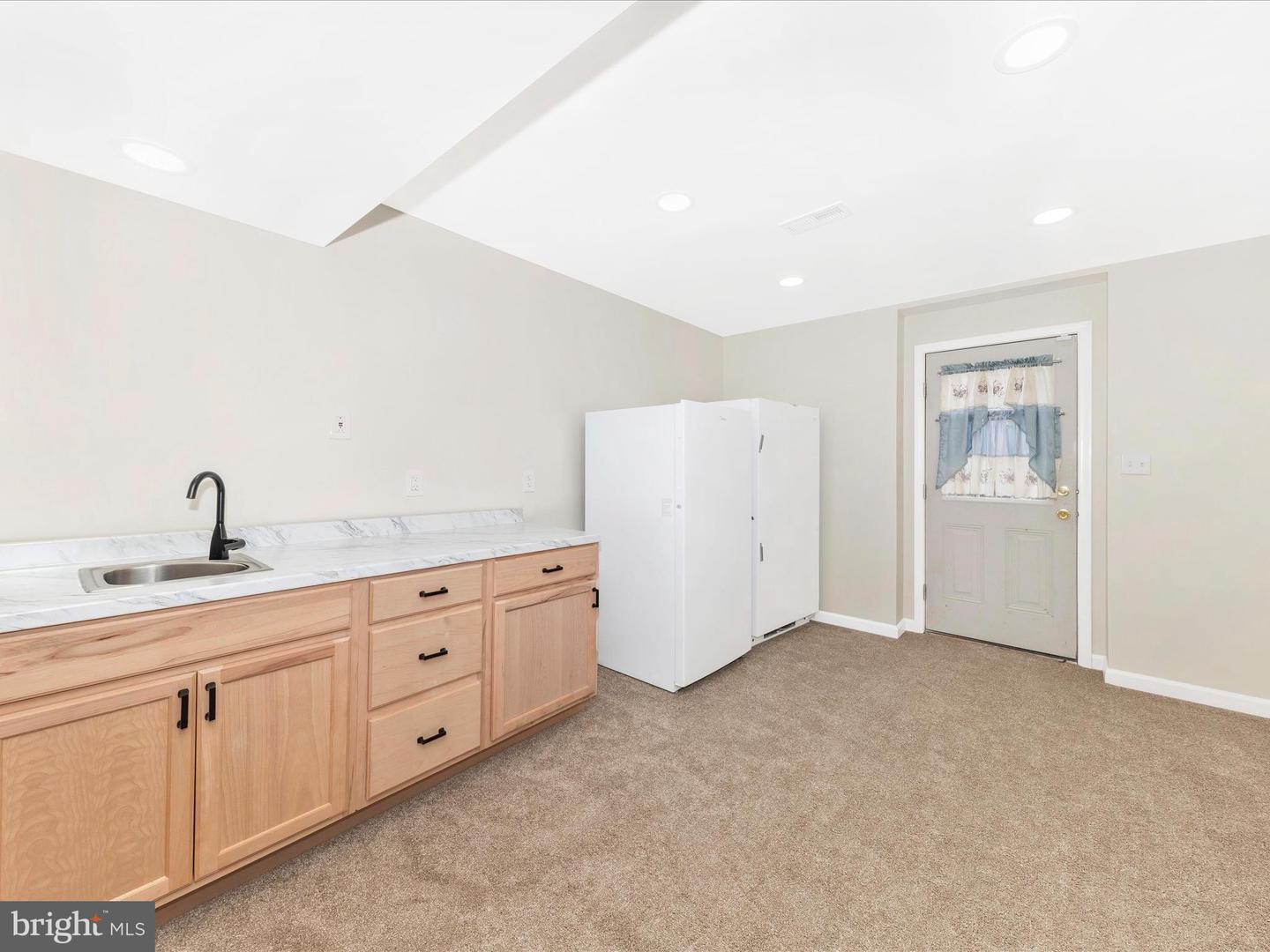 34 LANGE DR, LOVETTSVILLE, Virginia 20180, 5 Bedrooms Bedrooms, 19 Rooms Rooms,3 BathroomsBathrooms,Residential,For sale,34 LANGE DR,VALO2106324 MLS # VALO2106324