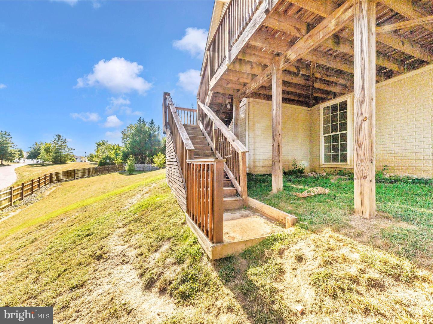 34 LANGE DR, LOVETTSVILLE, Virginia 20180, 5 Bedrooms Bedrooms, 19 Rooms Rooms,3 BathroomsBathrooms,Residential,For sale,34 LANGE DR,VALO2106324 MLS # VALO2106324