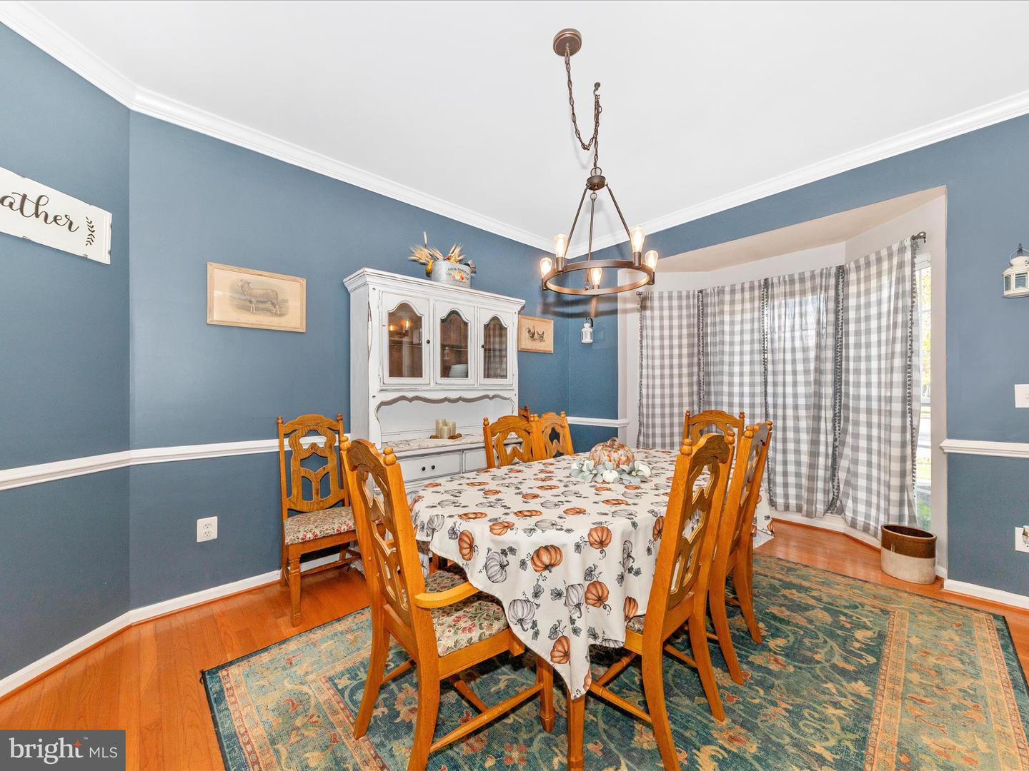 34 LANGE DR, LOVETTSVILLE, Virginia 20180, 5 Bedrooms Bedrooms, 19 Rooms Rooms,3 BathroomsBathrooms,Residential,For sale,34 LANGE DR,VALO2106324 MLS # VALO2106324