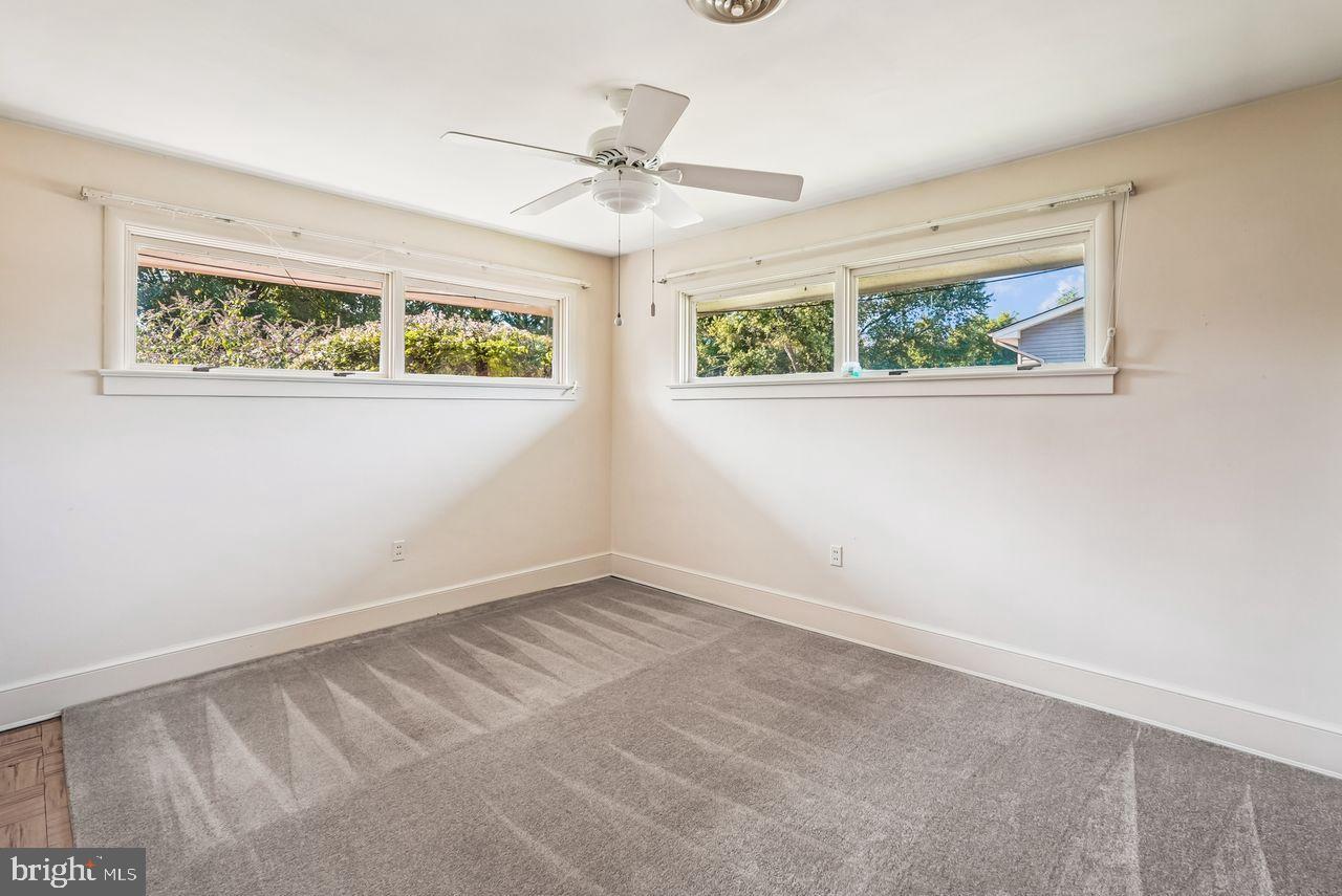 221 S MAPLE AVE, PURCELLVILLE, Virginia 20132, 3 Bedrooms Bedrooms, 8 Rooms Rooms,1 BathroomBathrooms,Residential,For sale,221 S MAPLE AVE,VALO2106376 MLS # VALO2106376