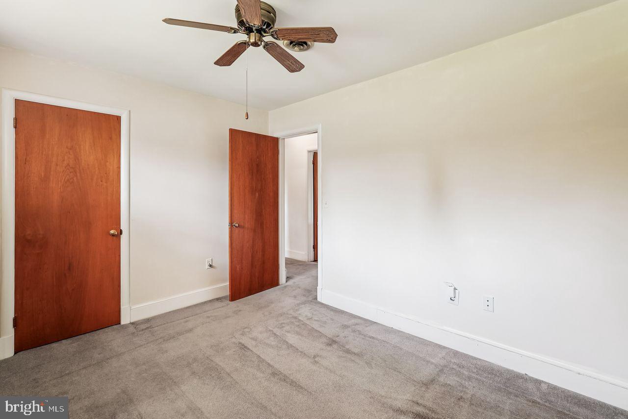 221 S MAPLE AVE, PURCELLVILLE, Virginia 20132, 3 Bedrooms Bedrooms, 8 Rooms Rooms,1 BathroomBathrooms,Residential,For sale,221 S MAPLE AVE,VALO2106376 MLS # VALO2106376