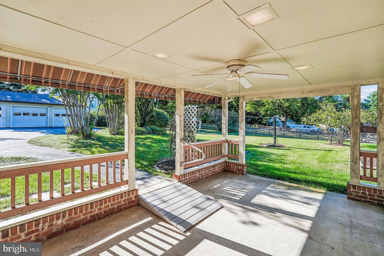 221 S MAPLE AVE, PURCELLVILLE, Virginia 20132, 3 Bedrooms Bedrooms, 8 Rooms Rooms,1 BathroomBathrooms,Residential,For sale,221 S MAPLE AVE,VALO2106376 MLS # VALO2106376