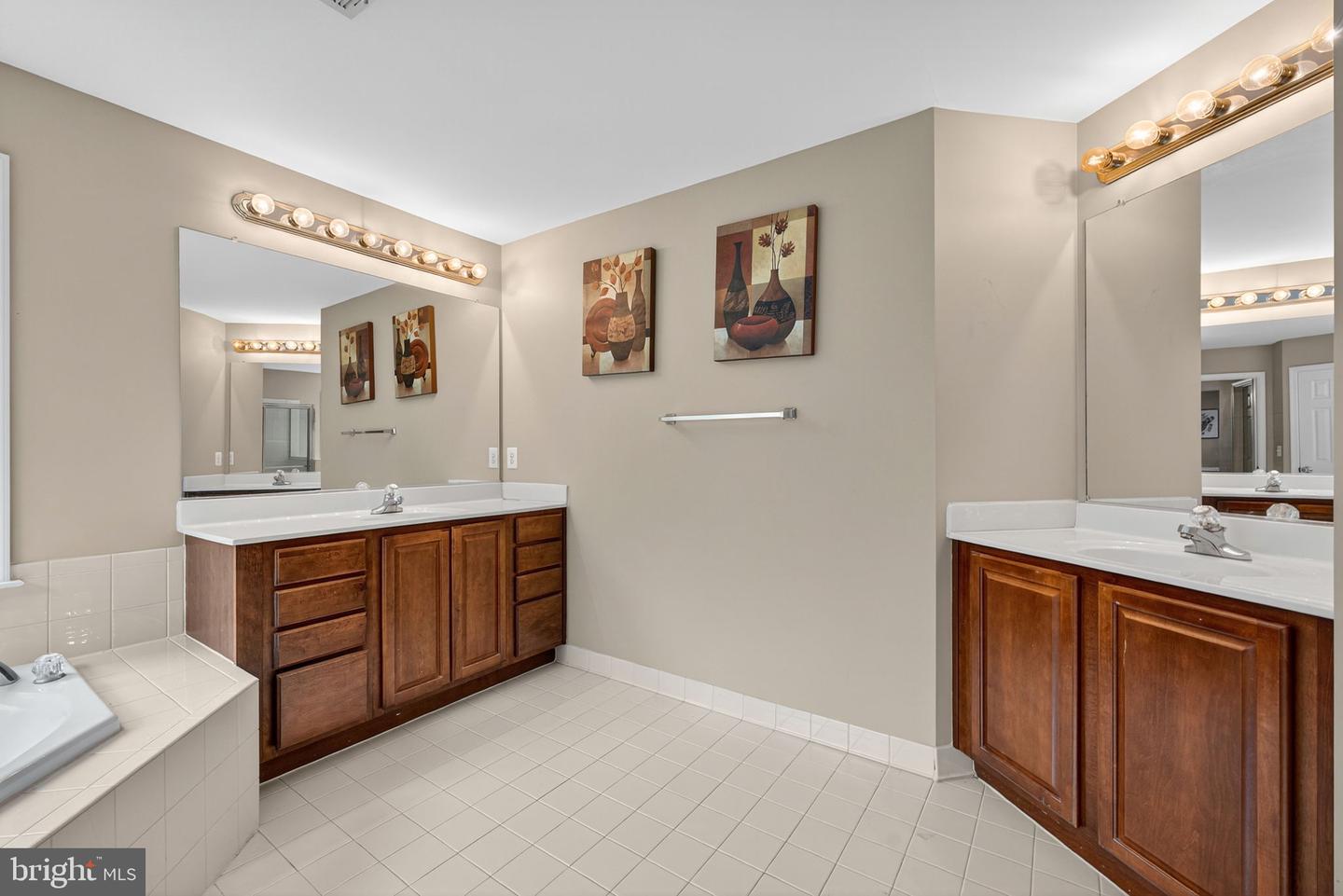 14836 CARTAGENA DR, GAINESVILLE, Virginia 20155, 4 Bedrooms Bedrooms, ,3 BathroomsBathrooms,Residential,For sale,14836 CARTAGENA DR,VAPW2103536 MLS # VAPW2103536