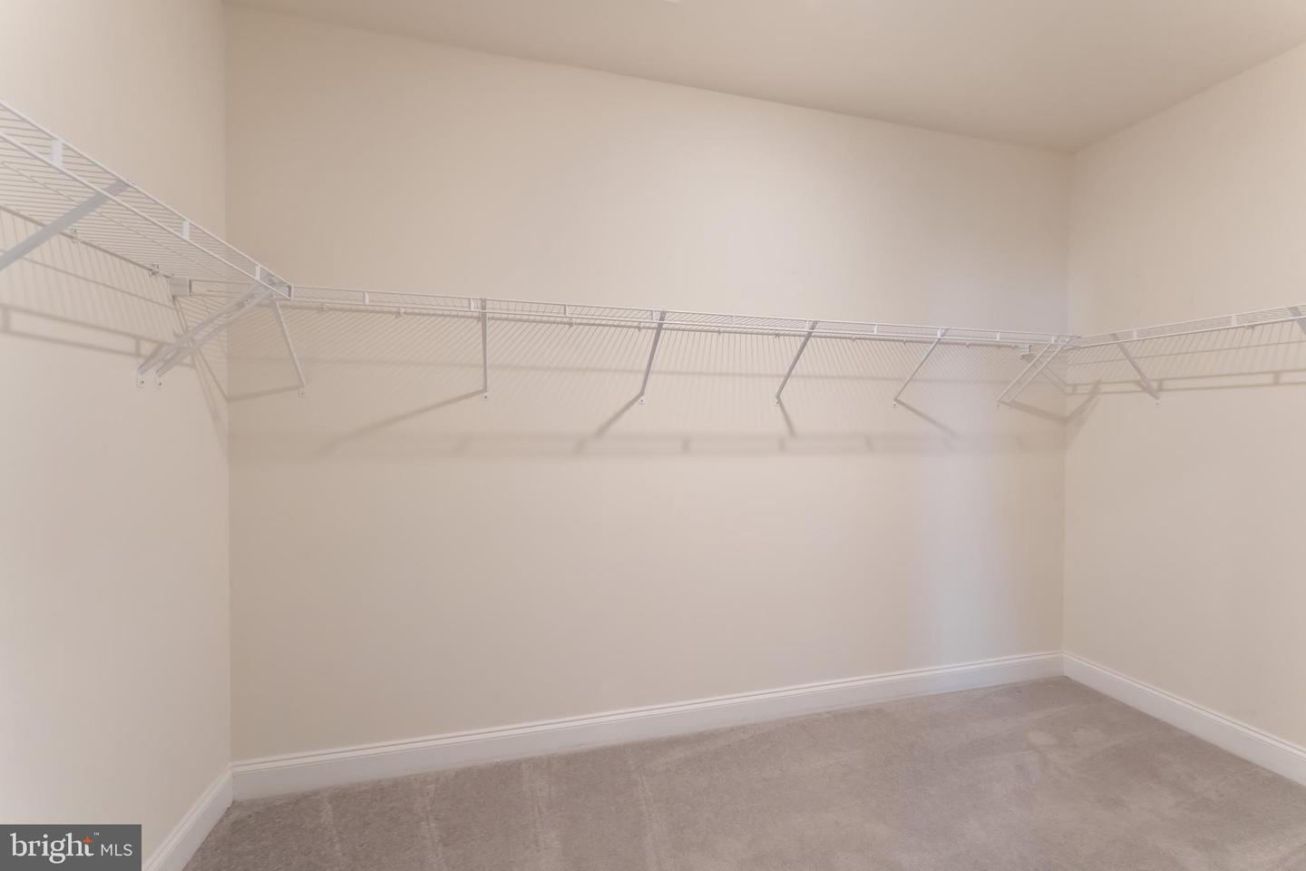 23631 HAVELOCK WALK TER #220, ASHBURN, Virginia 20148, 3 Bedrooms Bedrooms, ,2 BathroomsBathrooms,Residential,For sale,23631 HAVELOCK WALK TER #220,VALO2106404 MLS # VALO2106404