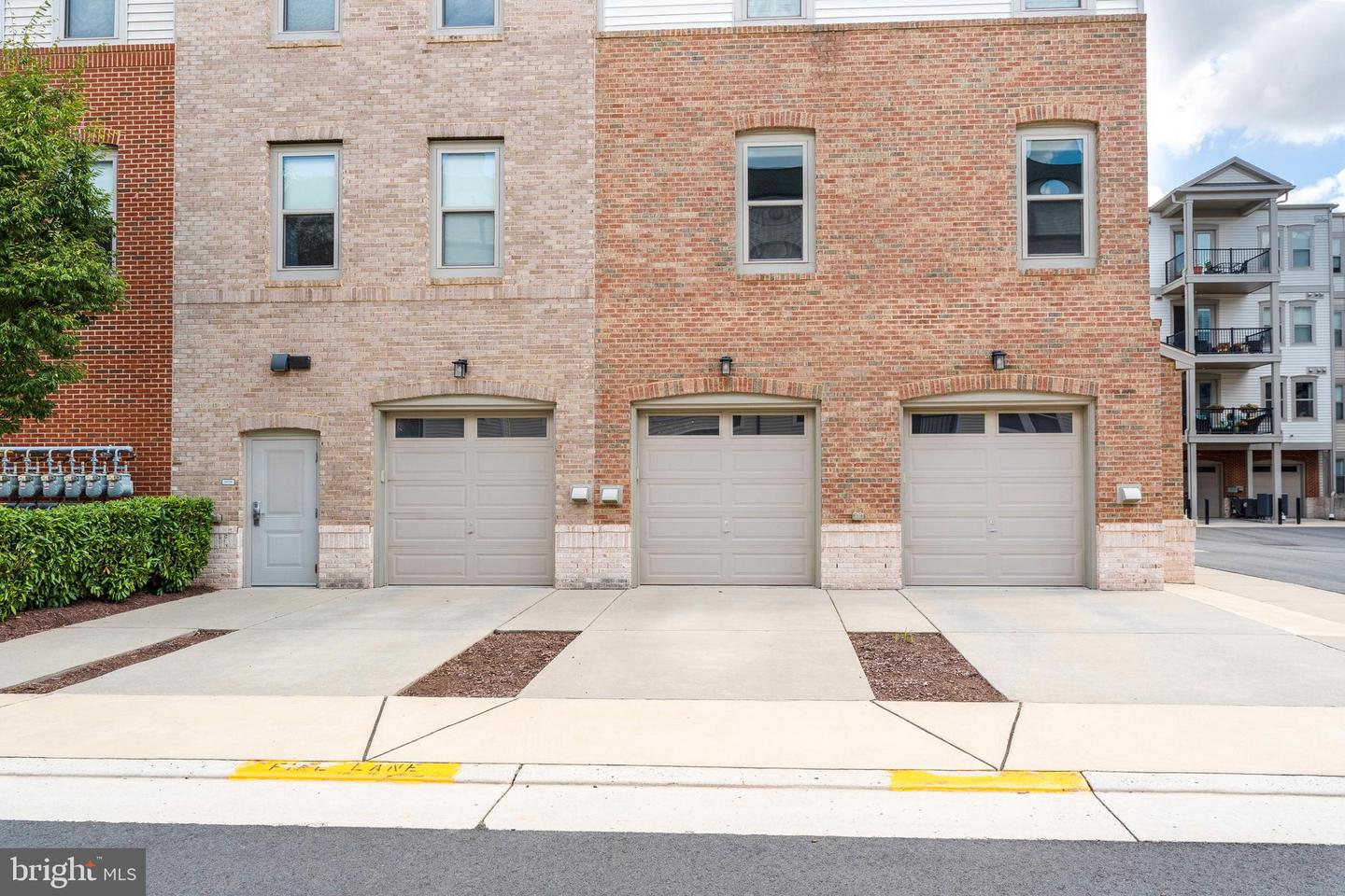 23631 HAVELOCK WALK TER #220, ASHBURN, Virginia 20148, 3 Bedrooms Bedrooms, ,2 BathroomsBathrooms,Residential,For sale,23631 HAVELOCK WALK TER #220,VALO2106404 MLS # VALO2106404