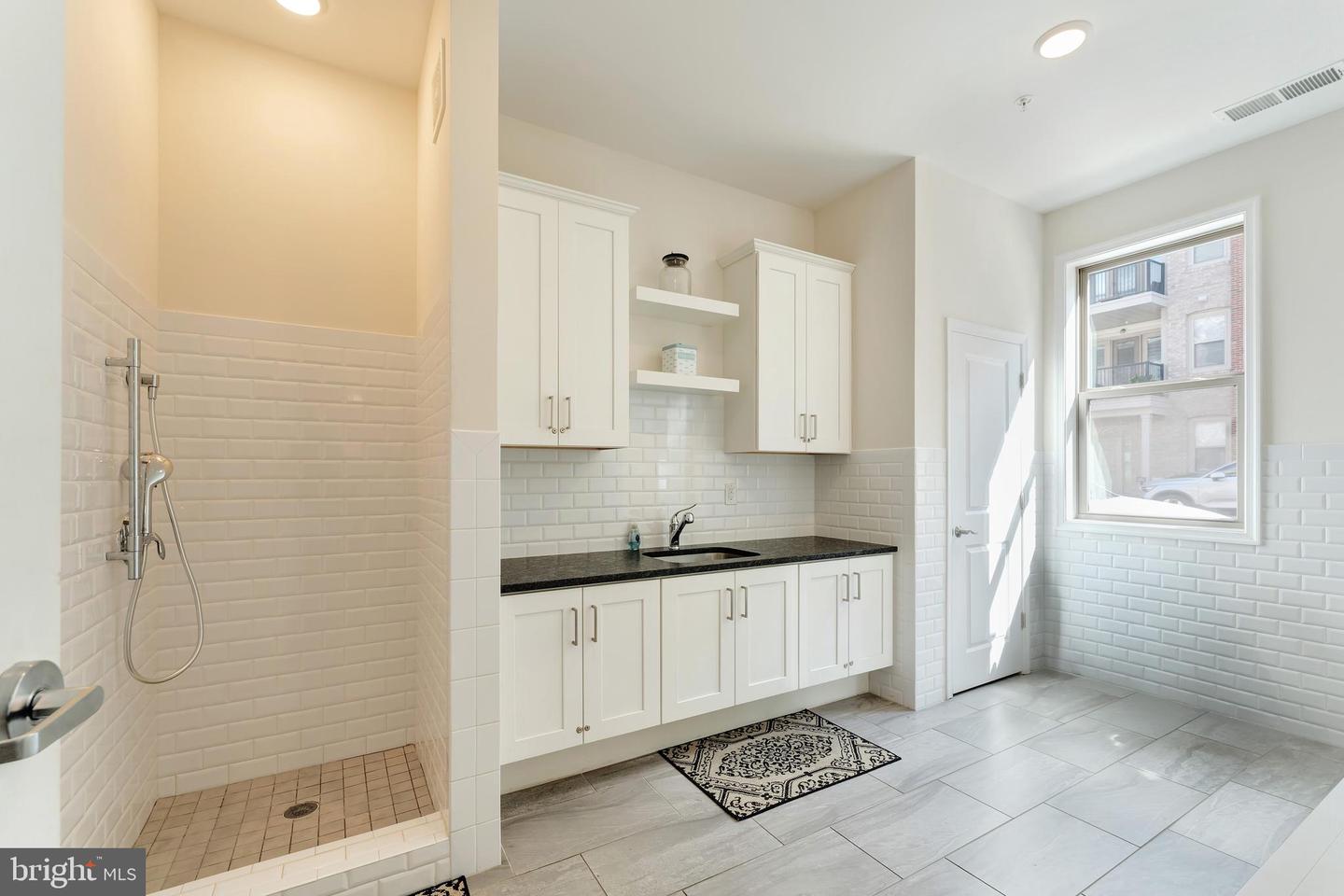 23631 HAVELOCK WALK TER #220, ASHBURN, Virginia 20148, 3 Bedrooms Bedrooms, ,2 BathroomsBathrooms,Residential,For sale,23631 HAVELOCK WALK TER #220,VALO2106404 MLS # VALO2106404