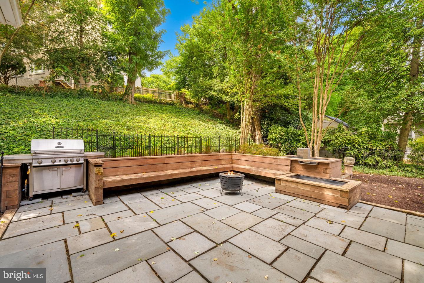 3712 25TH ST N, ARLINGTON, Virginia 22207, 3 Bedrooms Bedrooms, ,3 BathroomsBathrooms,Residential,For sale,3712 25TH ST N,VAAR2063220 MLS # VAAR2063220