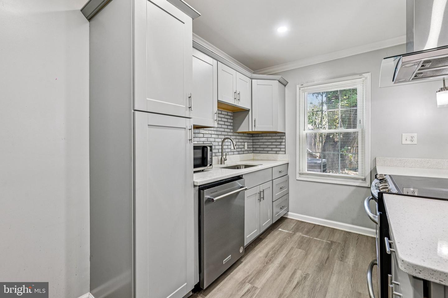 2905 WREN CT, WOODBRIDGE, Virginia 22191, 3 Bedrooms Bedrooms, ,2 BathroomsBathrooms,Residential,For sale,2905 WREN CT,VAPW2103416 MLS # VAPW2103416