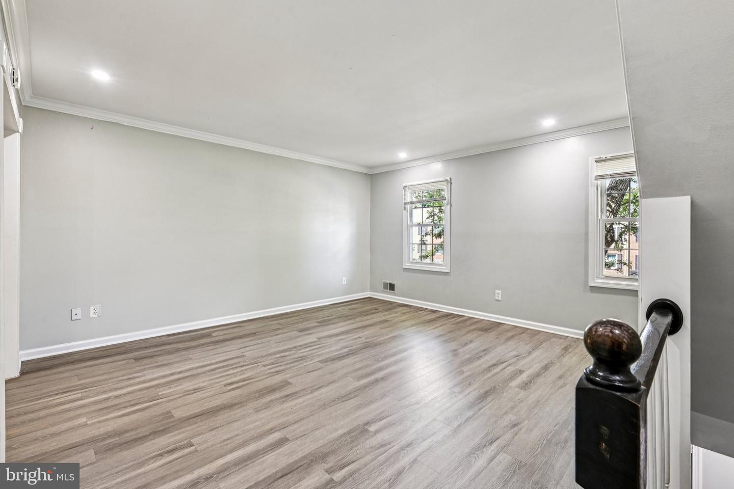 2905 WREN CT, WOODBRIDGE, Virginia 22191, 3 Bedrooms Bedrooms, ,2 BathroomsBathrooms,Residential,For sale,2905 WREN CT,VAPW2103416 MLS # VAPW2103416