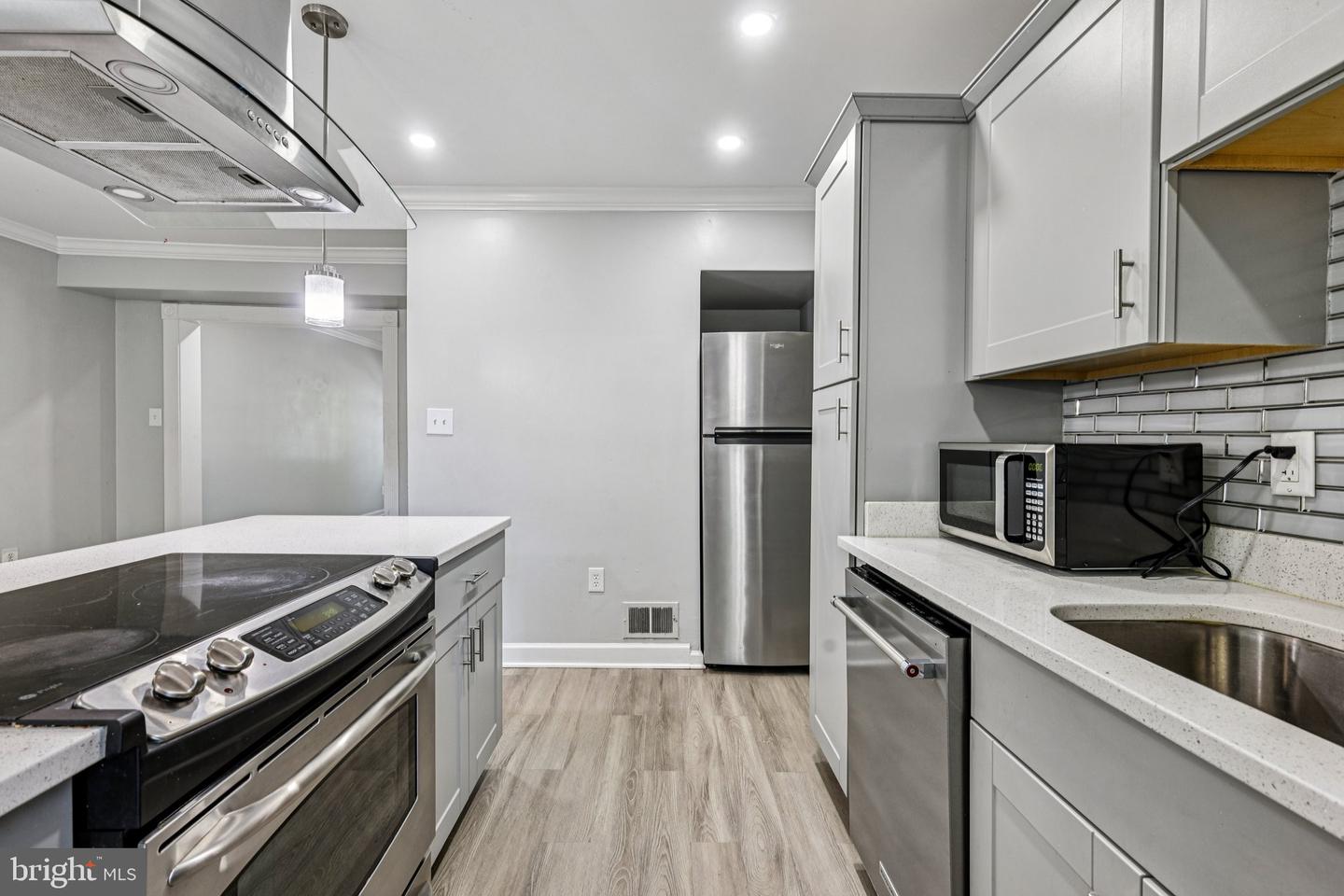 2905 WREN CT, WOODBRIDGE, Virginia 22191, 3 Bedrooms Bedrooms, ,2 BathroomsBathrooms,Residential,For sale,2905 WREN CT,VAPW2103416 MLS # VAPW2103416