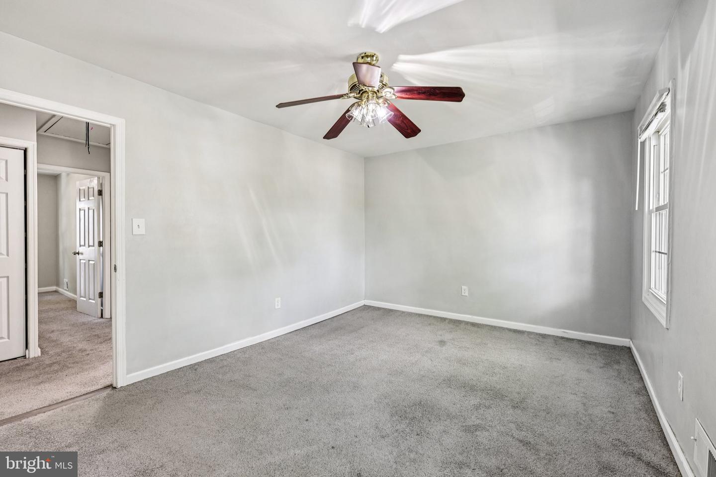 2905 WREN CT, WOODBRIDGE, Virginia 22191, 3 Bedrooms Bedrooms, ,2 BathroomsBathrooms,Residential,For sale,2905 WREN CT,VAPW2103416 MLS # VAPW2103416