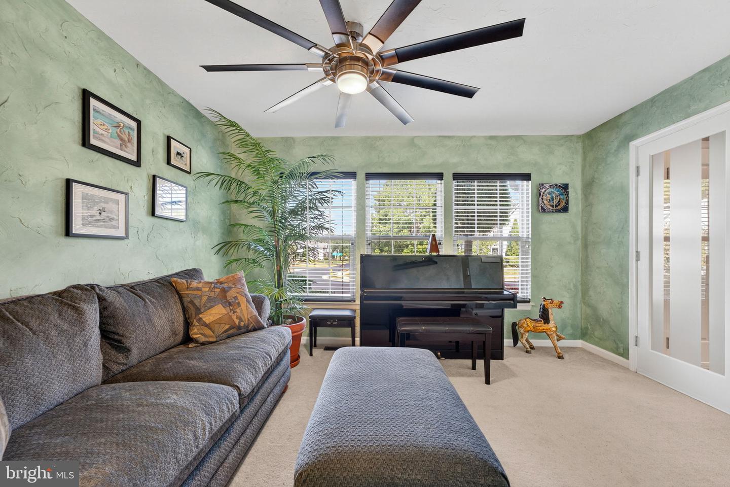 9308 HERSCH FARM LN, MANASSAS, Virginia 20112, 4 Bedrooms Bedrooms, ,2 BathroomsBathrooms,Residential,For sale,9308 HERSCH FARM LN,VAPW2103690 MLS # VAPW2103690