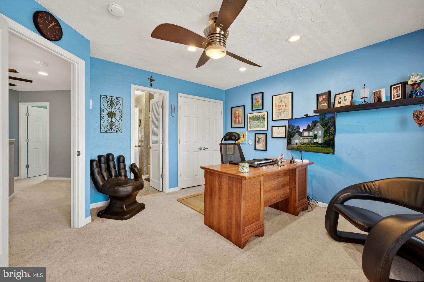 9308 HERSCH FARM LN, MANASSAS, Virginia 20112, 4 Bedrooms Bedrooms, ,2 BathroomsBathrooms,Residential,For sale,9308 HERSCH FARM LN,VAPW2103690 MLS # VAPW2103690