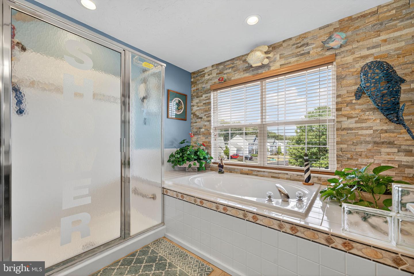 9308 HERSCH FARM LN, MANASSAS, Virginia 20112, 4 Bedrooms Bedrooms, ,2 BathroomsBathrooms,Residential,For sale,9308 HERSCH FARM LN,VAPW2103690 MLS # VAPW2103690