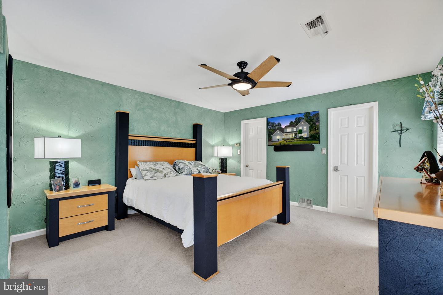 9308 HERSCH FARM LN, MANASSAS, Virginia 20112, 4 Bedrooms Bedrooms, ,2 BathroomsBathrooms,Residential,For sale,9308 HERSCH FARM LN,VAPW2103690 MLS # VAPW2103690