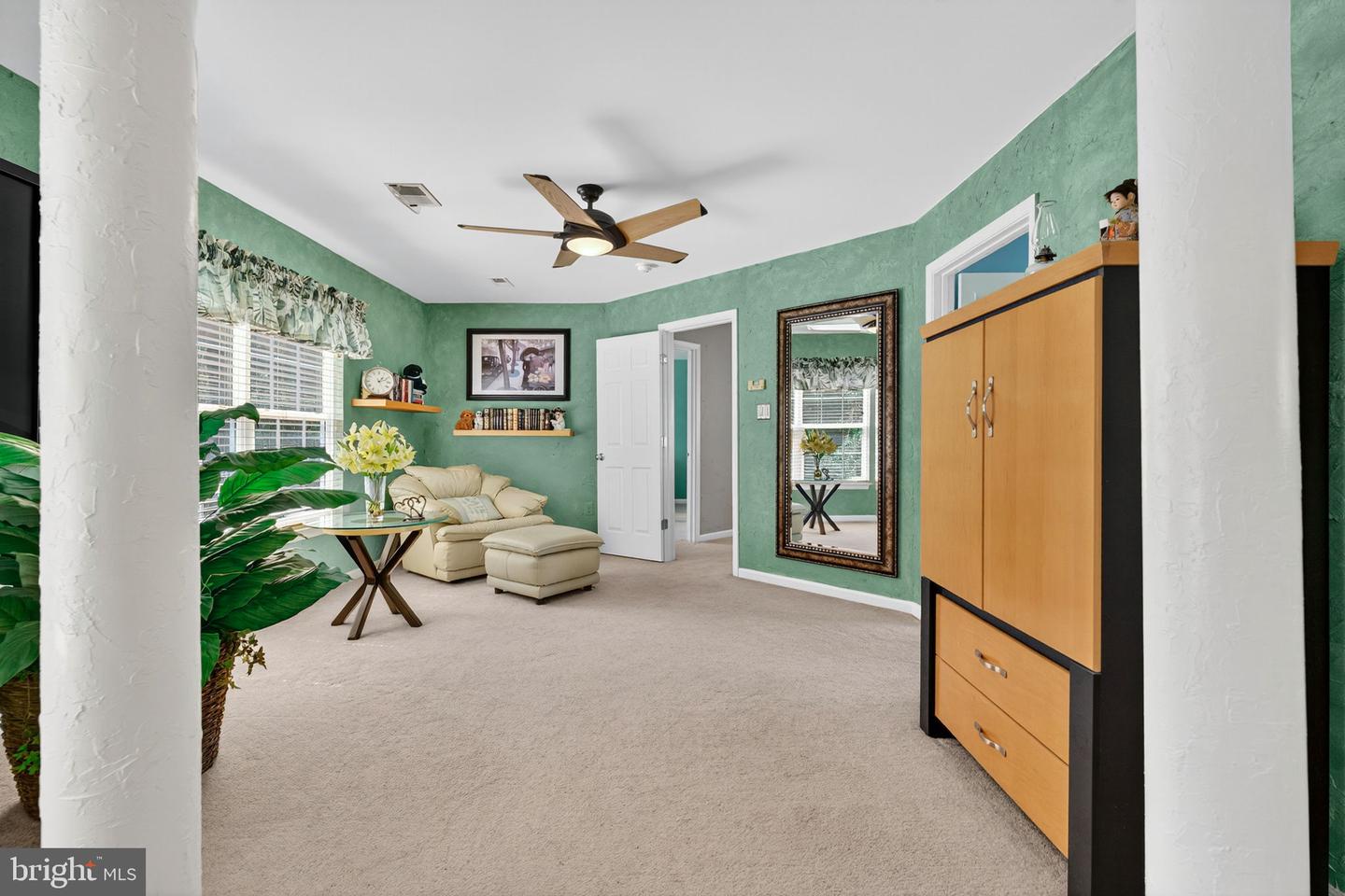 9308 HERSCH FARM LN, MANASSAS, Virginia 20112, 4 Bedrooms Bedrooms, ,2 BathroomsBathrooms,Residential,For sale,9308 HERSCH FARM LN,VAPW2103690 MLS # VAPW2103690