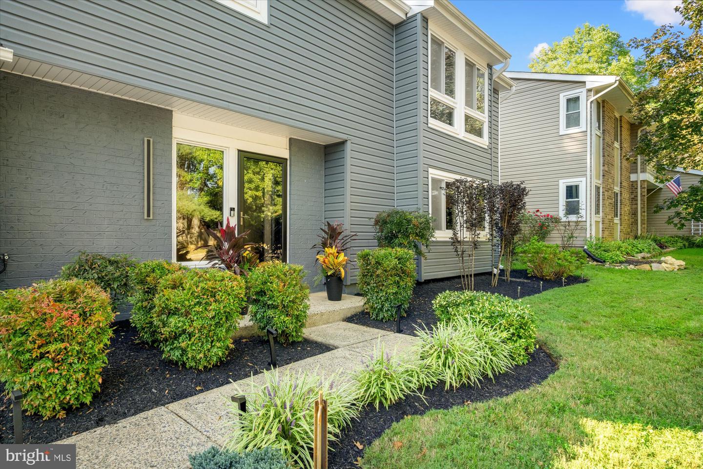 6906 DEER RUN DR, ALEXANDRIA, Virginia 22306, 4 Bedrooms Bedrooms, ,2 BathroomsBathrooms,Residential,For sale,6906 DEER RUN DR,VAFX2266090 MLS # VAFX2266090