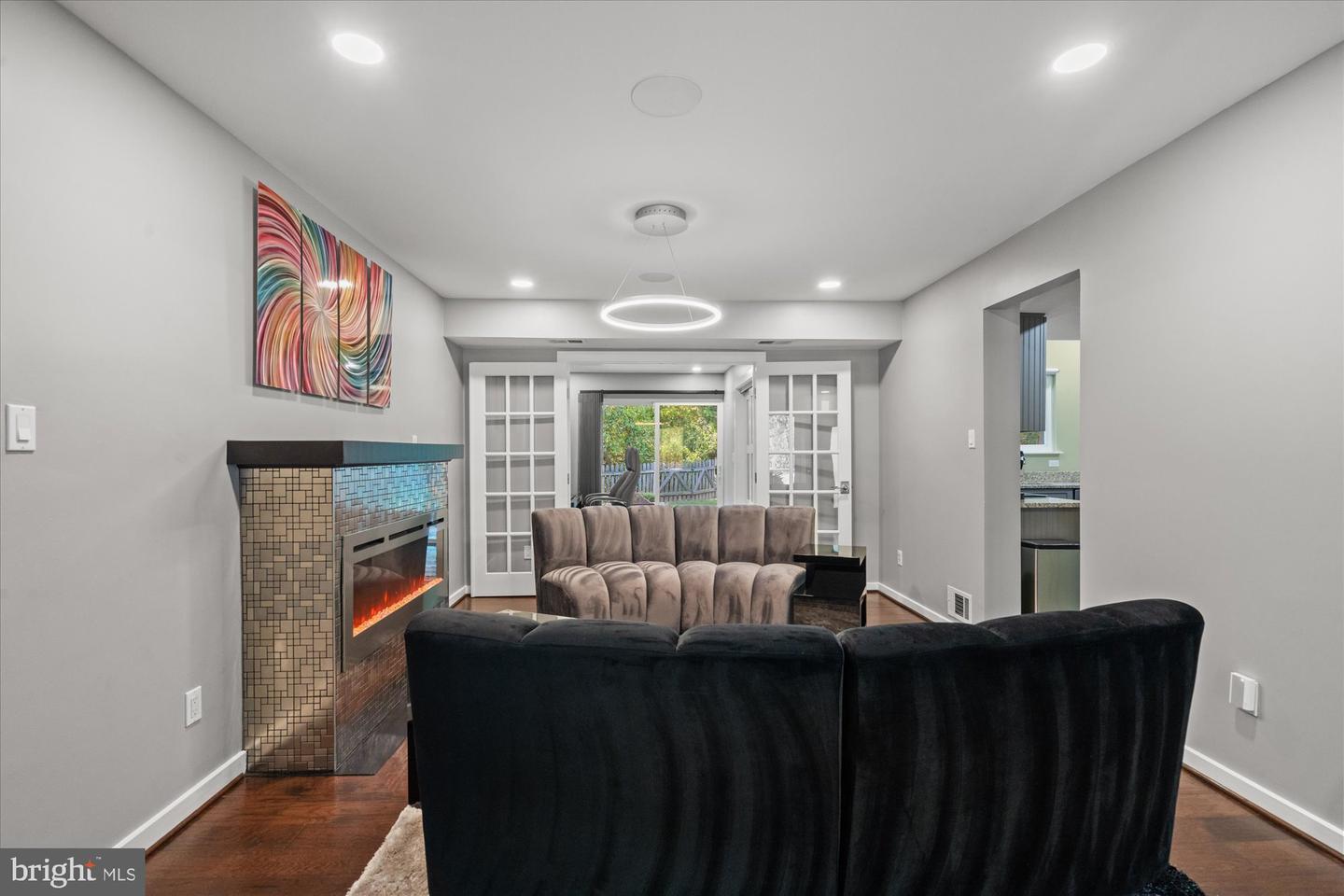 6906 DEER RUN DR, ALEXANDRIA, Virginia 22306, 4 Bedrooms Bedrooms, ,2 BathroomsBathrooms,Residential,For sale,6906 DEER RUN DR,VAFX2266090 MLS # VAFX2266090