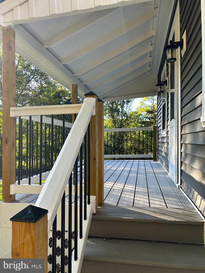 12060 AXLINE RD, LOVETTSVILLE, Virginia 20180, 1 Bedroom Bedrooms, 4 Rooms Rooms,1 BathroomBathrooms,Residential,For sale,12060 AXLINE RD,VALO2106430 MLS # VALO2106430