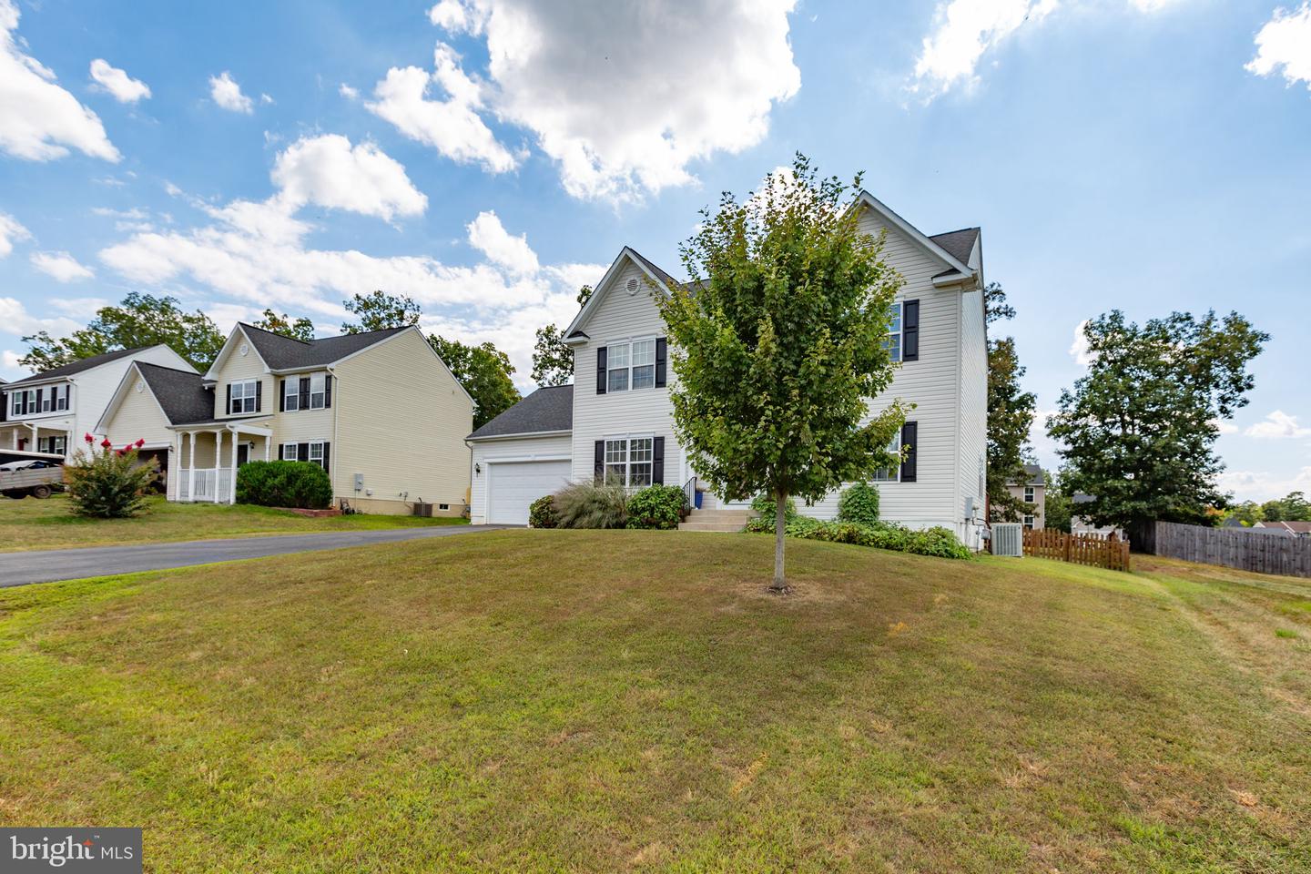 2036 MOURNING DOVE DR, LOCUST GROVE, Virginia 22508, 4 Bedrooms Bedrooms, ,2 BathroomsBathrooms,Residential,For sale,2036 MOURNING DOVE DR,VAOR2012238 MLS # VAOR2012238