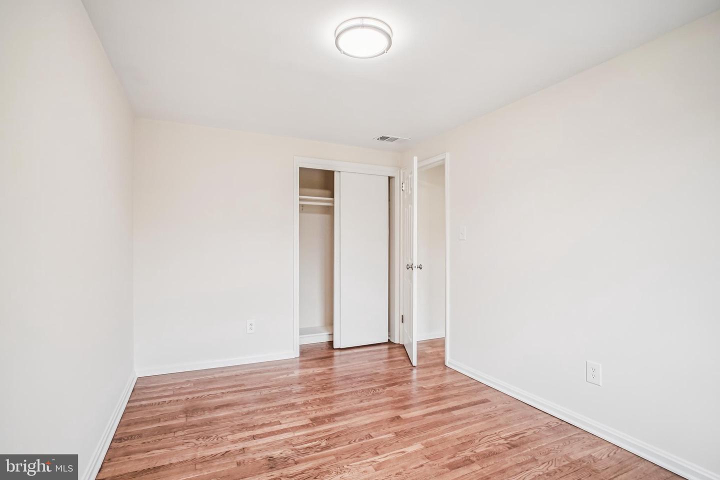 2933 LANDOVER ST, ALEXANDRIA, Virginia 22305, 3 Bedrooms Bedrooms, 10 Rooms Rooms,2 BathroomsBathrooms,Residential,For sale,2933 LANDOVER ST,VAAX2049486 MLS # VAAX2049486