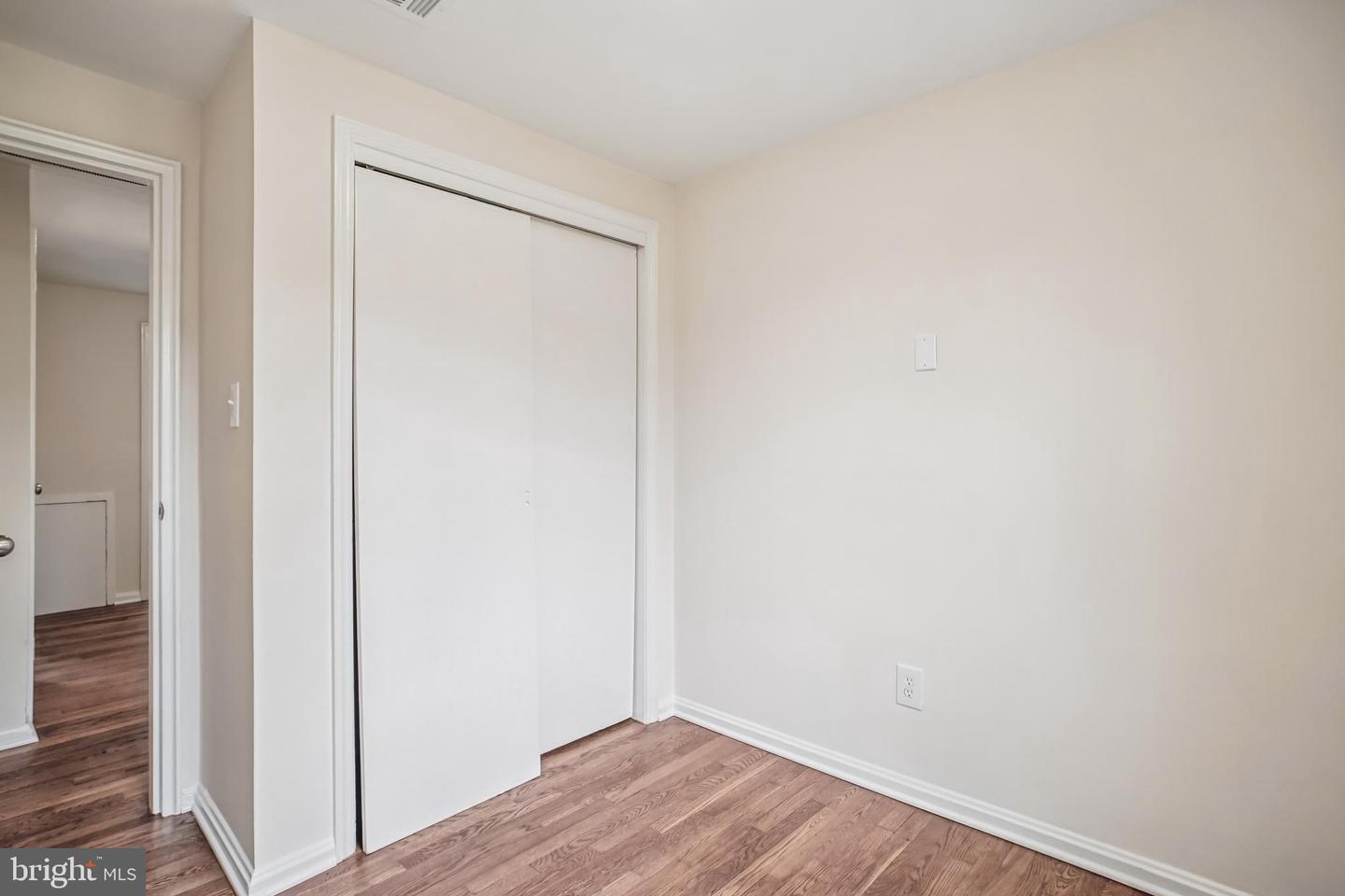 2933 LANDOVER ST, ALEXANDRIA, Virginia 22305, 3 Bedrooms Bedrooms, 10 Rooms Rooms,2 BathroomsBathrooms,Residential,For sale,2933 LANDOVER ST,VAAX2049486 MLS # VAAX2049486