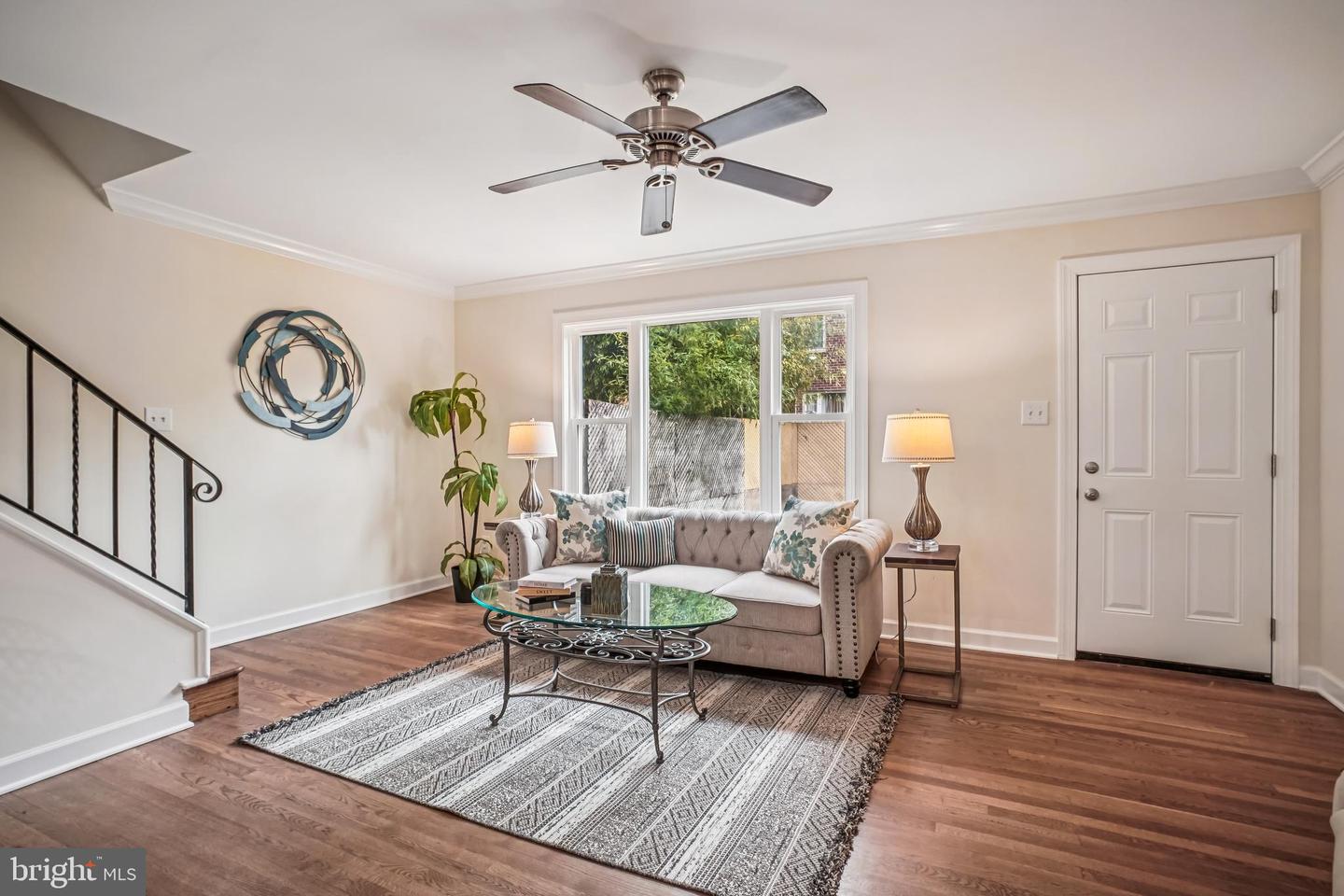 2933 LANDOVER ST, ALEXANDRIA, Virginia 22305, 3 Bedrooms Bedrooms, 10 Rooms Rooms,2 BathroomsBathrooms,Residential,For sale,2933 LANDOVER ST,VAAX2049486 MLS # VAAX2049486