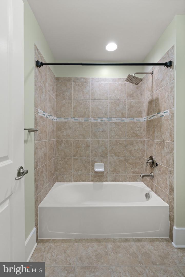 2454 CONQUEROR CT, DUMFRIES, Virginia 22026, 4 Bedrooms Bedrooms, ,4 BathroomsBathrooms,Residential,For sale,2454 CONQUEROR CT,VAPW2103710 MLS # VAPW2103710