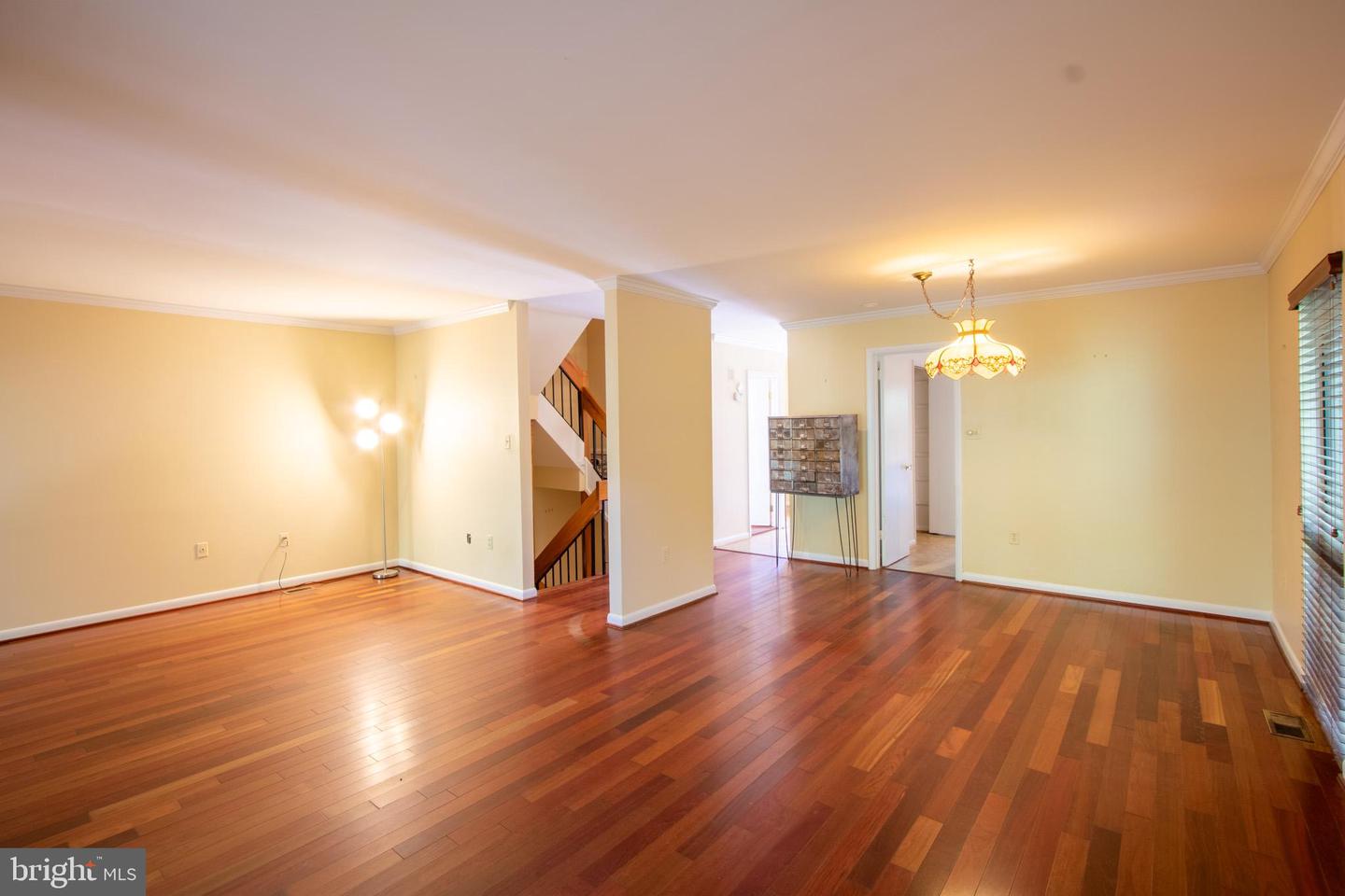 2029 WETHERSFIELD CT, RESTON, Virginia 20191, 4 Bedrooms Bedrooms, ,3 BathroomsBathrooms,Residential,For sale,2029 WETHERSFIELD CT,VAFX2266136 MLS # VAFX2266136