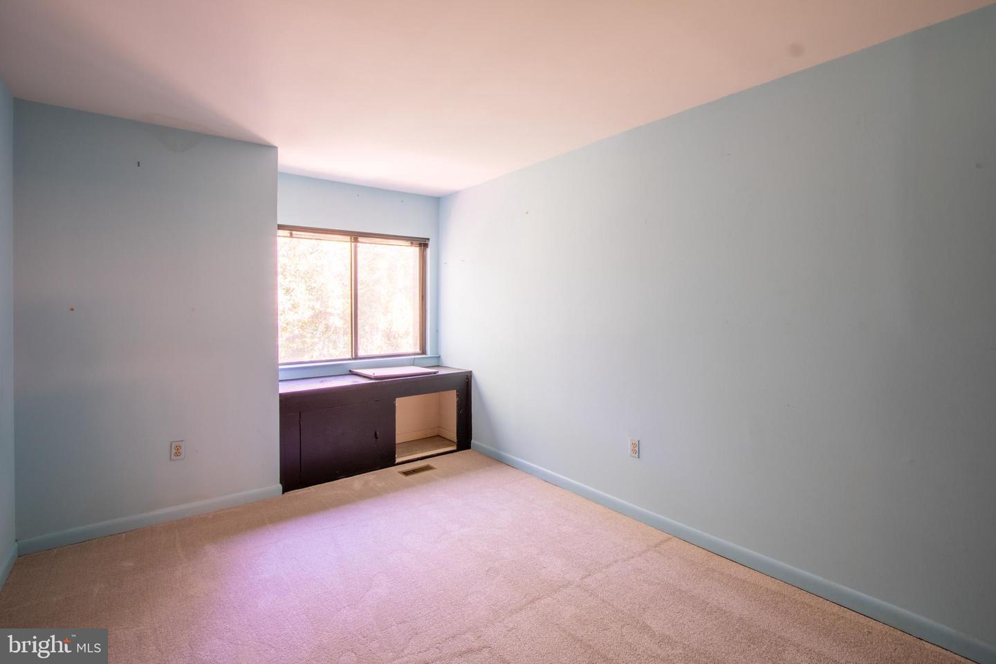 2029 WETHERSFIELD CT, RESTON, Virginia 20191, 4 Bedrooms Bedrooms, ,3 BathroomsBathrooms,Residential,For sale,2029 WETHERSFIELD CT,VAFX2266136 MLS # VAFX2266136